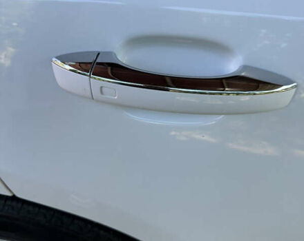 Белый Ауди Ку 5, объемом двигателя 1.98 л и пробегом 240 тыс. км за 15800 $, фото 13 на Automoto.ua