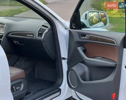 Белый Ауди Ку 5, объемом двигателя 1.98 л и пробегом 151 тыс. км за 19850 $, фото 29 на Automoto.ua