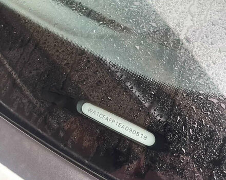 Белый Ауди Ку 5, объемом двигателя 1.98 л и пробегом 175 тыс. км за 8900 $, фото 6 на Automoto.ua