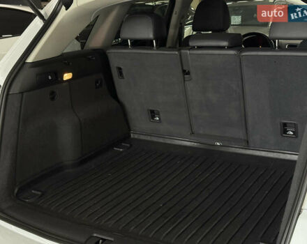 Белый Ауди Ку 5, объемом двигателя 2 л и пробегом 196 тыс. км за 15999 $, фото 24 на Automoto.ua