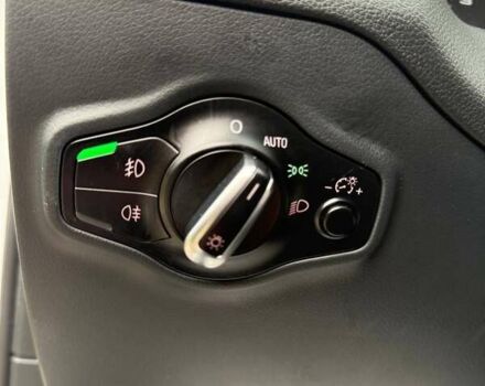 Белый Ауди Ку 5, объемом двигателя 2 л и пробегом 124 тыс. км за 16400 $, фото 9 на Automoto.ua