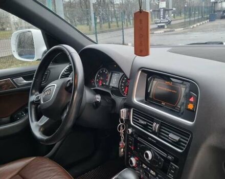 Белый Ауди Ку 5, объемом двигателя 1.98 л и пробегом 129 тыс. км за 15000 $, фото 8 на Automoto.ua