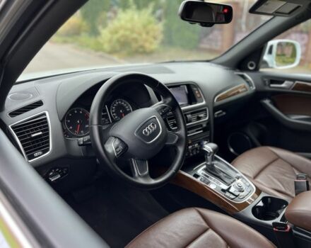 Білий Ауді Ку 5, об'ємом двигуна 2 л та пробігом 167 тис. км за 14699 $, фото 23 на Automoto.ua