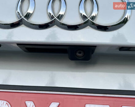 Белый Ауди Ку 5, объемом двигателя 2 л и пробегом 125 тыс. км за 14350 $, фото 30 на Automoto.ua