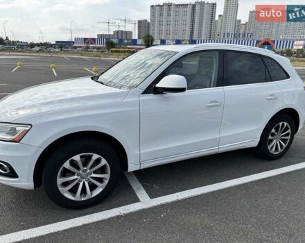 Белый Ауди Ку 5, объемом двигателя 1.98 л и пробегом 170 тыс. км за 15000 $, фото 2 на Automoto.ua