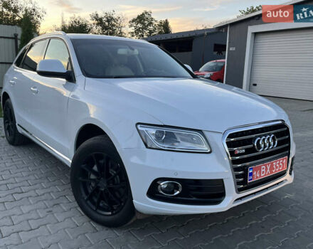 Белый Ауди Ку 5, объемом двигателя 2 л и пробегом 125 тыс. км за 14350 $, фото 10 на Automoto.ua