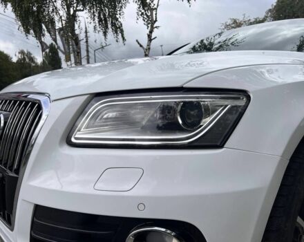 Білий Ауді Ку 5, об'ємом двигуна 2 л та пробігом 223 тис. км за 18900 $, фото 9 на Automoto.ua