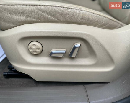 Белый Ауди Ку 5, объемом двигателя 0 л и пробегом 93 тыс. км за 15950 $, фото 13 на Automoto.ua