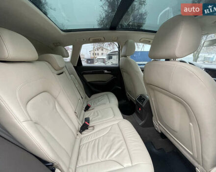 Білий Ауді Ку 5, об'ємом двигуна 2 л та пробігом 250 тис. км за 13999 $, фото 34 на Automoto.ua