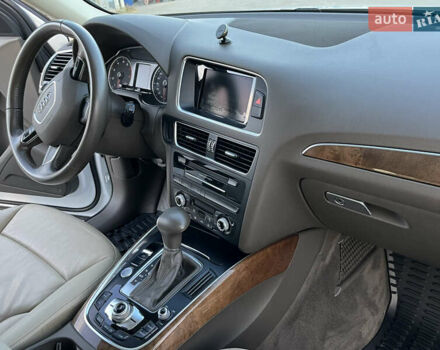 Белый Ауди Ку 5, объемом двигателя 2 л и пробегом 156 тыс. км за 14650 $, фото 34 на Automoto.ua