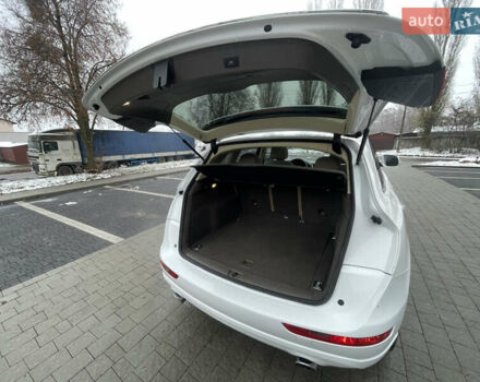 Білий Ауді Ку 5, об'ємом двигуна 2 л та пробігом 250 тис. км за 13999 $, фото 37 на Automoto.ua