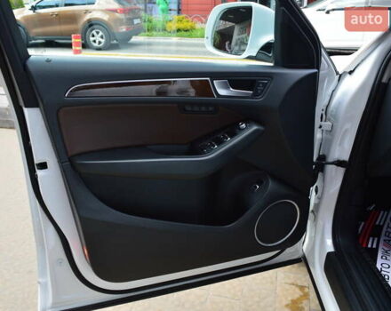 Белый Ауди Ку 5, объемом двигателя 2 л и пробегом 98 тыс. км за 15900 $, фото 14 на Automoto.ua