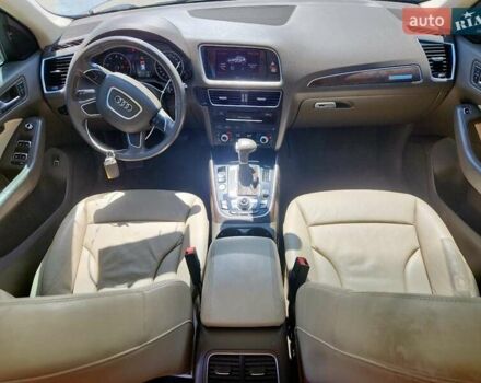 Белый Ауди Ку 5, объемом двигателя 1.98 л и пробегом 132 тыс. км за 2600 $, фото 7 на Automoto.ua