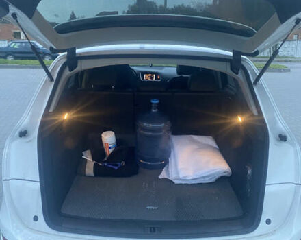 Білий Ауді Ку 5, об'ємом двигуна 1.98 л та пробігом 197 тис. км за 15500 $, фото 9 на Automoto.ua