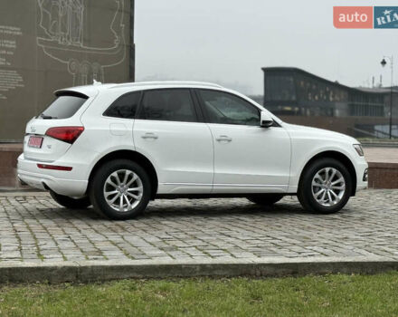 Белый Ауди Ку 5, объемом двигателя 1.98 л и пробегом 229 тыс. км за 15000 $, фото 3 на Automoto.ua