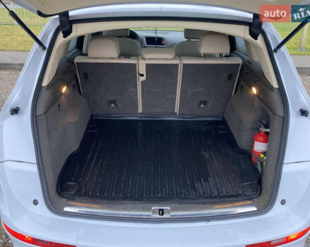 Белый Ауди Ку 5, объемом двигателя 1.98 л и пробегом 162 тыс. км за 18000 $, фото 4 на Automoto.ua