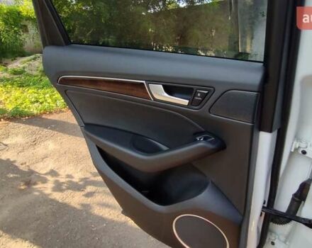 Білий Ауді Ку 5, об'ємом двигуна 3 л та пробігом 133 тис. км за 20300 $, фото 16 на Automoto.ua