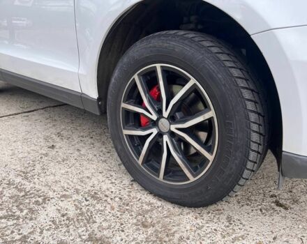 Білий Ауді Ку 5, об'ємом двигуна 2 л та пробігом 223 тис. км за 18900 $, фото 7 на Automoto.ua