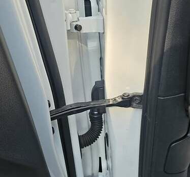 Белый Ауди Ку 5, объемом двигателя 1.98 л и пробегом 124 тыс. км за 16999 $, фото 21 на Automoto.ua