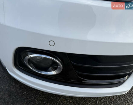 Білий Ауді Ку 5, об'ємом двигуна 2 л та пробігом 201 тис. км за 15999 $, фото 7 на Automoto.ua