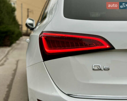 Белый Ауди Ку 5, объемом двигателя 1.98 л и пробегом 191 тыс. км за 16999 $, фото 14 на Automoto.ua