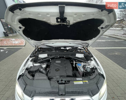 Білий Ауді Ку 5, об'ємом двигуна 2 л та пробігом 250 тис. км за 13999 $, фото 40 на Automoto.ua