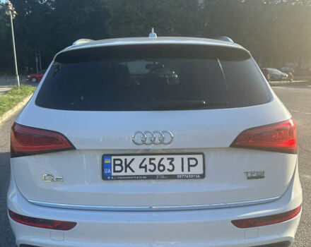 Белый Ауди Ку 5, объемом двигателя 1.98 л и пробегом 173 тыс. км за 17900 $, фото 3 на Automoto.ua
