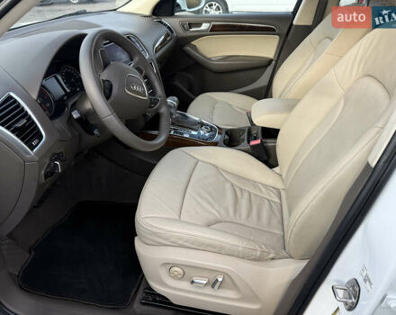 Білий Ауді Ку 5, об'ємом двигуна 2 л та пробігом 201 тис. км за 15999 $, фото 9 на Automoto.ua