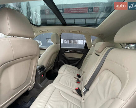 Білий Ауді Ку 5, об'ємом двигуна 2 л та пробігом 250 тис. км за 13999 $, фото 33 на Automoto.ua