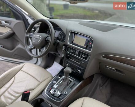 Білий Ауді Ку 5, об'ємом двигуна 2 л та пробігом 253 тис. км за 13500 $, фото 21 на Automoto.ua