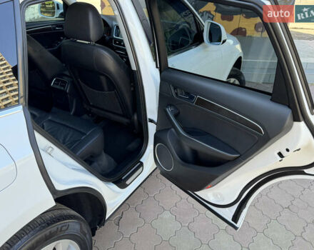 Белый Ауди Ку 5, объемом двигателя 1.98 л и пробегом 229 тыс. км за 16000 $, фото 21 на Automoto.ua