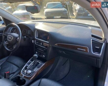 Белый Ауди Ку 5, объемом двигателя 1.98 л и пробегом 107 тыс. км за 15500 $, фото 8 на Automoto.ua