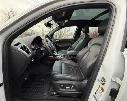 Білий Ауді Ку 5, об'ємом двигуна 2 л та пробігом 167 тис. км за 17000 $, фото 10 на Automoto.ua