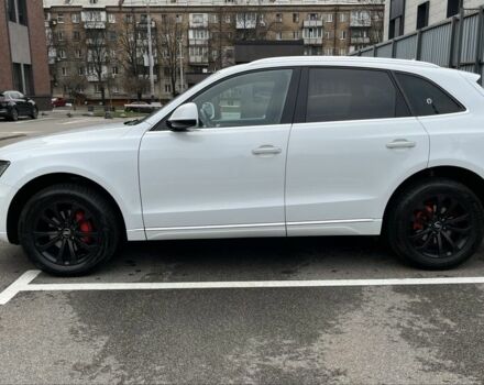 Білий Ауді Ку 5, об'ємом двигуна 2 л та пробігом 206 тис. км за 13000 $, фото 1 на Automoto.ua