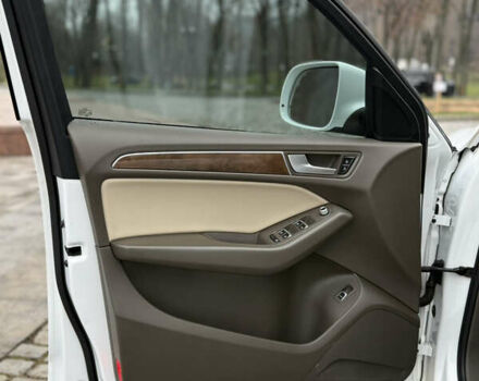 Белый Ауди Ку 5, объемом двигателя 1.98 л и пробегом 229 тыс. км за 15000 $, фото 25 на Automoto.ua