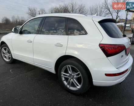 Білий Ауді Ку 5, об'ємом двигуна 2 л та пробігом 201 тис. км за 15999 $, фото 2 на Automoto.ua