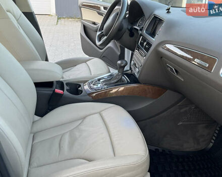 Белый Ауди Ку 5, объемом двигателя 2 л и пробегом 156 тыс. км за 14650 $, фото 31 на Automoto.ua