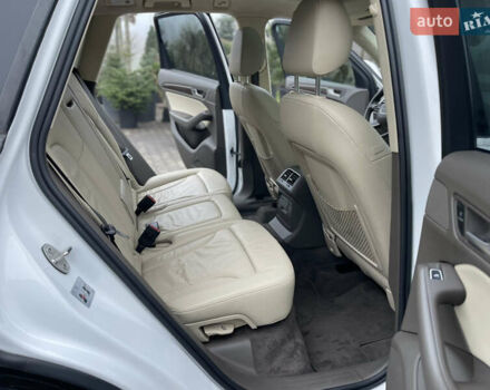 Білий Ауді Ку 5, об'ємом двигуна 2 л та пробігом 253 тис. км за 13500 $, фото 17 на Automoto.ua