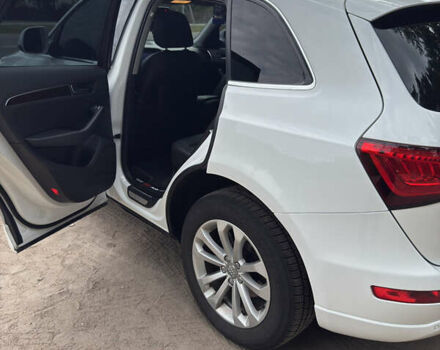 Белый Ауди Ку 5, объемом двигателя 2 л и пробегом 133 тыс. км за 20500 $, фото 10 на Automoto.ua