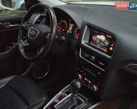 Белый Ауди Ку 5, объемом двигателя 2 л и пробегом 185 тыс. км за 17700 $, фото 12 на Automoto.ua