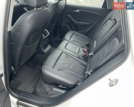 Білий Ауді Ку 5, об'ємом двигуна 2 л та пробігом 199 тис. км за 20900 $, фото 28 на Automoto.ua