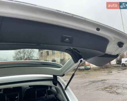 Білий Ауді Ку 5, об'ємом двигуна 2 л та пробігом 199 тис. км за 20900 $, фото 26 на Automoto.ua