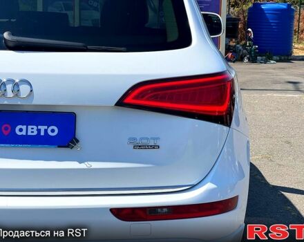 Белый Ауди Ку 5, объемом двигателя 2 л и пробегом 197 тыс. км за 15500 $, фото 5 на Automoto.ua