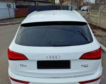 Білий Ауді Ку 5, об'ємом двигуна 2 л та пробігом 190 тис. км за 15555 $, фото 6 на Automoto.ua