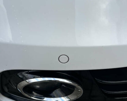 Білий Ауді Ку 5, об'ємом двигуна 2 л та пробігом 205 тис. км за 13450 $, фото 16 на Automoto.ua