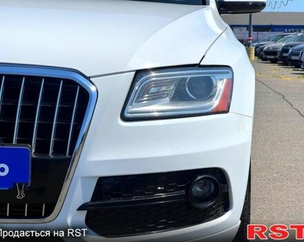 Белый Ауди Ку 5, объемом двигателя 2 л и пробегом 197 тыс. км за 15500 $, фото 1 на Automoto.ua