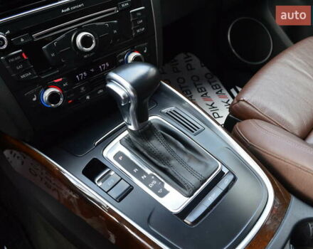 Белый Ауди Ку 5, объемом двигателя 2 л и пробегом 98 тыс. км за 15900 $, фото 24 на Automoto.ua