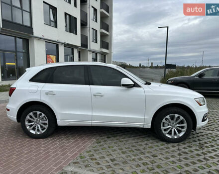 Білий Ауді Ку 5, об'ємом двигуна 2 л та пробігом 156 тис. км за 15599 $, фото 3 на Automoto.ua