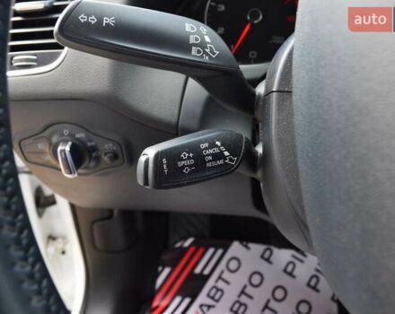 Белый Ауди Ку 5, объемом двигателя 2 л и пробегом 98 тыс. км за 15900 $, фото 20 на Automoto.ua