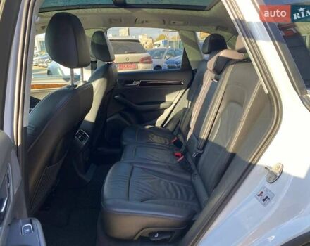 Белый Ауди Ку 5, объемом двигателя 1.98 л и пробегом 107 тыс. км за 15500 $, фото 21 на Automoto.ua